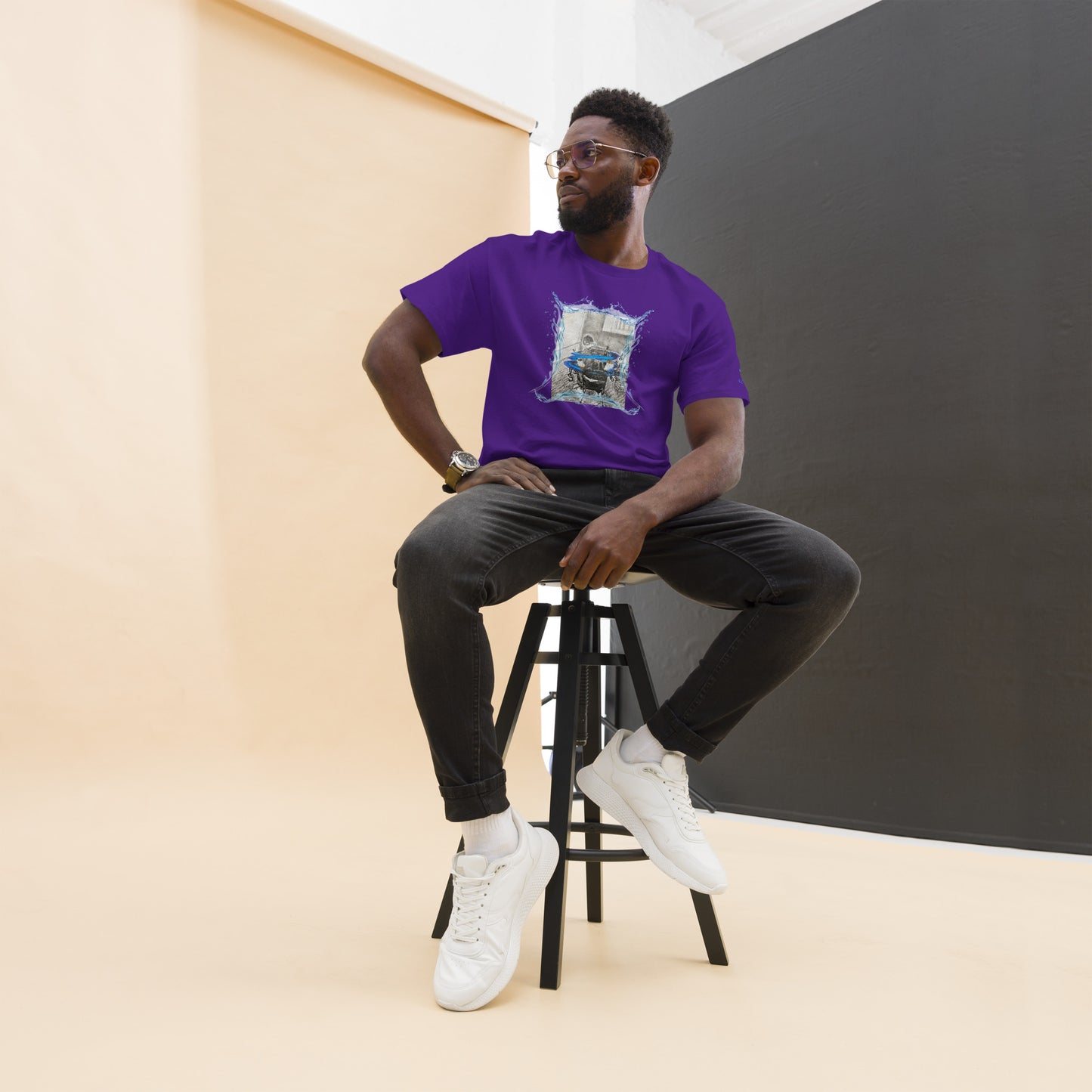 Men's classic tee afloat rising